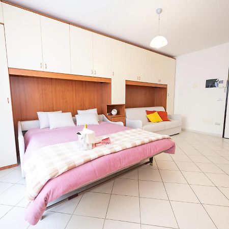 Apartmán Terrazza Del Gelsomino With Terrace And Open View Borghetto Santo Spirito Exteriér fotografie